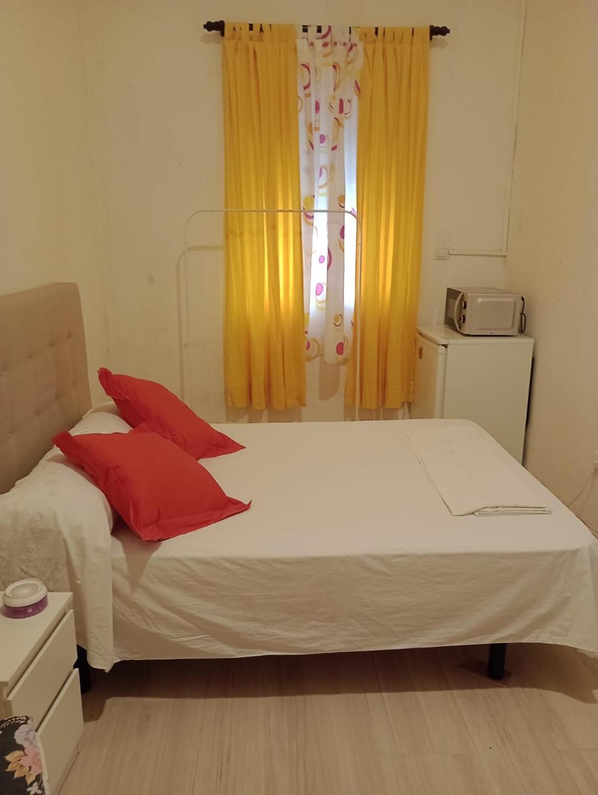 Aurora Room With Private Bathroom Αλικάντε Εξωτερικό φωτογραφία